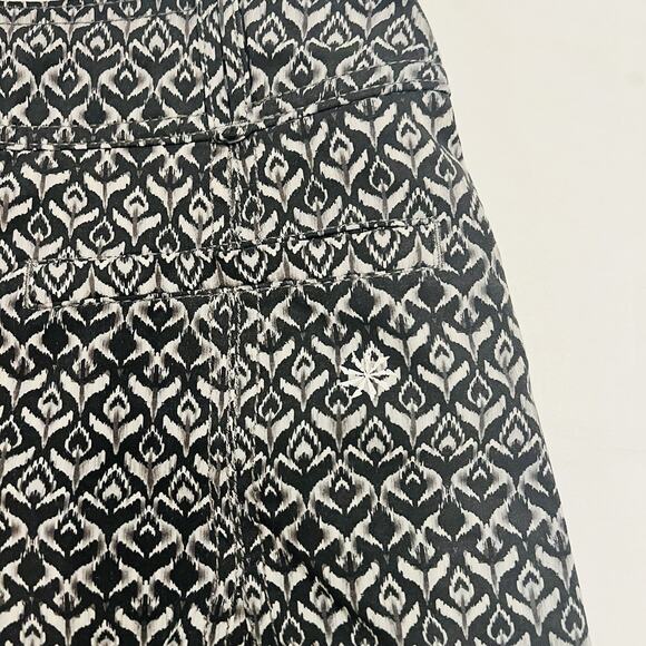 Athleta Skirt Womens Sz 8 White Black Pattern Active (A0129) - Picture 4 of 7